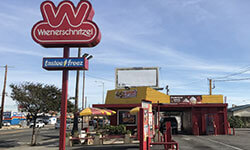 Wienerschnitzel Pacific Coast Hwy N Gulf Ave Wilmington