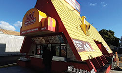 Wienerschnitzel East Santa Clara South & 19th in San Jose