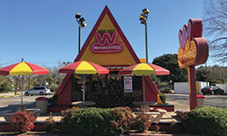 Wienerschnitzel texas avenue south houston street Bryan