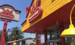 Wienerschnitzel west alameda north ontario Burbank