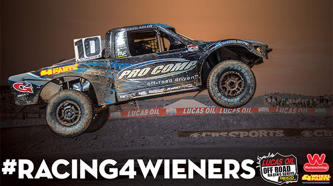 Wienerschnitzel Supports 4 Wheel Parts Racing Team at 2015 Lucas Oil Off Road Races