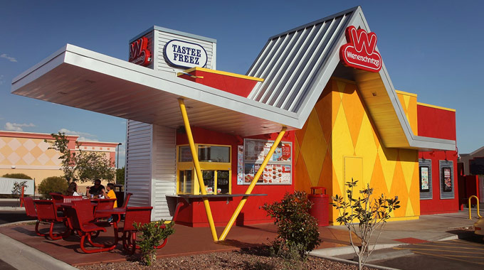 Media - Wienerschnitzel Poised For Growth With New Restaurant Design