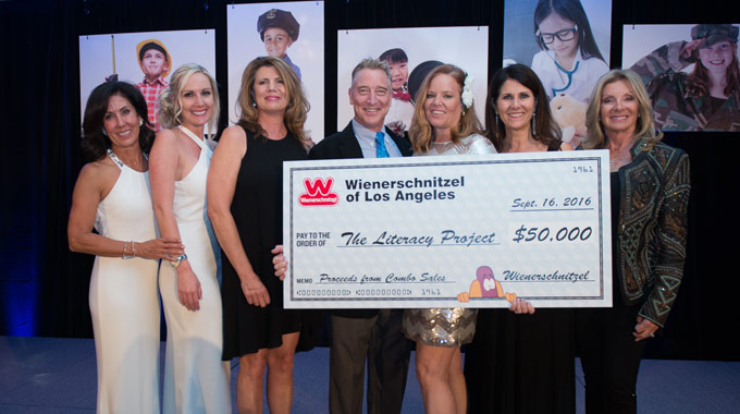 SoCal Wienerschnitzel Franchisees Donate $50k to The Literacy Project