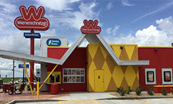 Wienerschnitzel Nederland Ave & 36th Street in Nederland